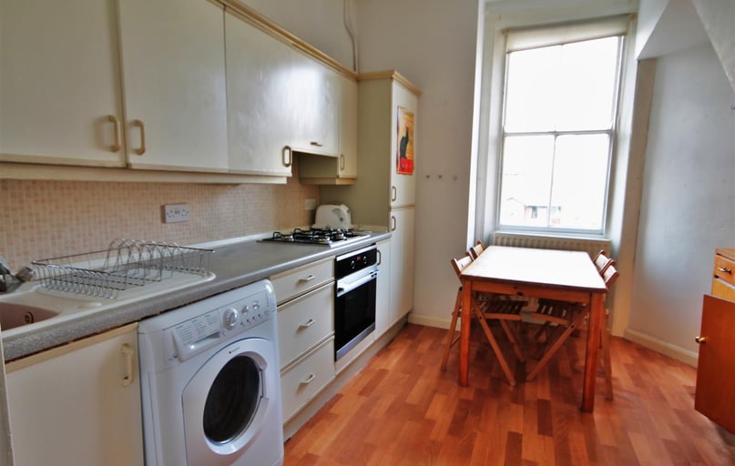 Victoria Square, Sandyford, Newcastle - Image 1